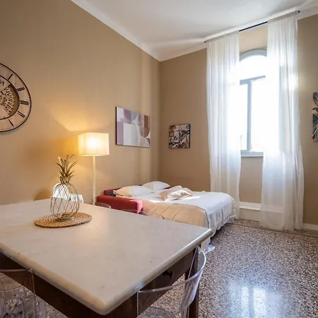 Lungarno Buozzi 7 Apartments Pisa Exterior photo