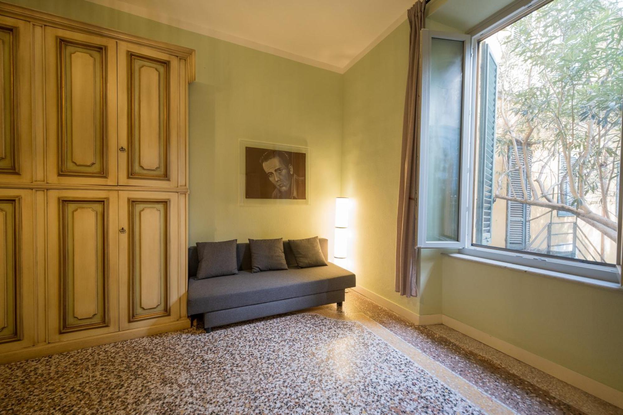 Apartment Lungarno Buozzi 7 *